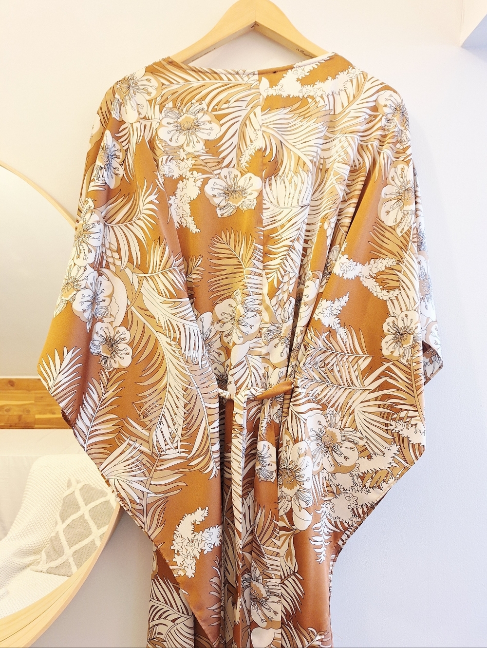Lulus Take A Holiday Tan Tropical Print Maxi Dress - Small - Picture 8 of 9